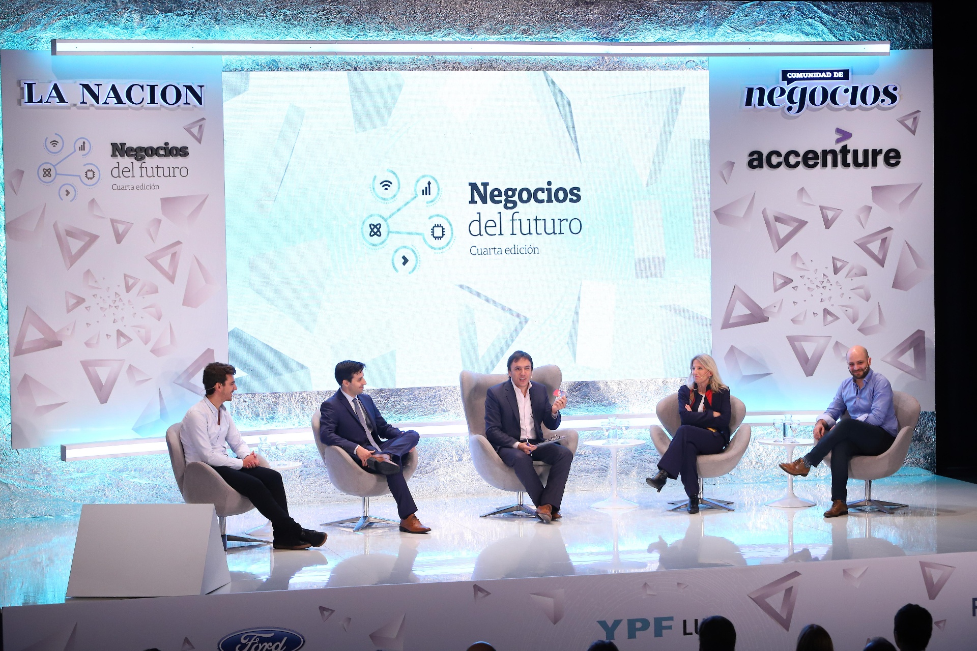 Martin Zuker on the Negocios del Futuro panel hosted by La Nación